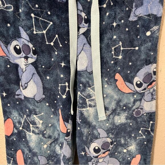 Disney Women’s Pajamas Lilo & Stitch Fleeced Jogggers Size Small - Picture 4 of 15